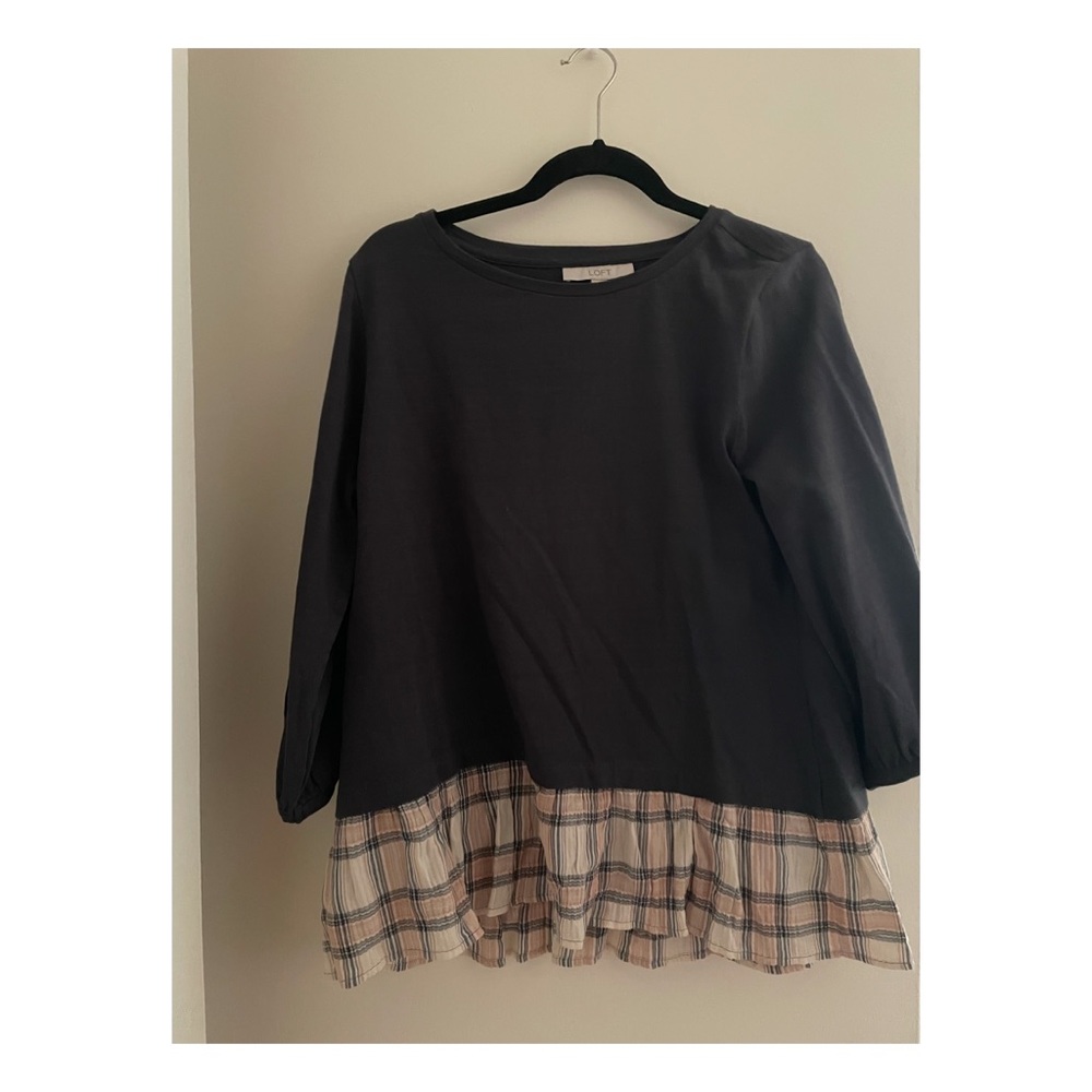 new with tags! loft shirt with a peplum plaid!